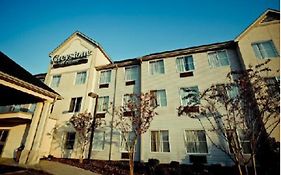 Greystone Inn & Suites